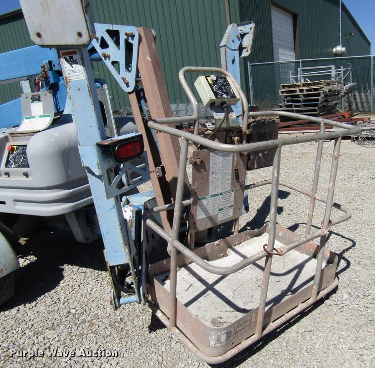 image for item DF7856 2003 Genie TMZ-50/30 boom lift