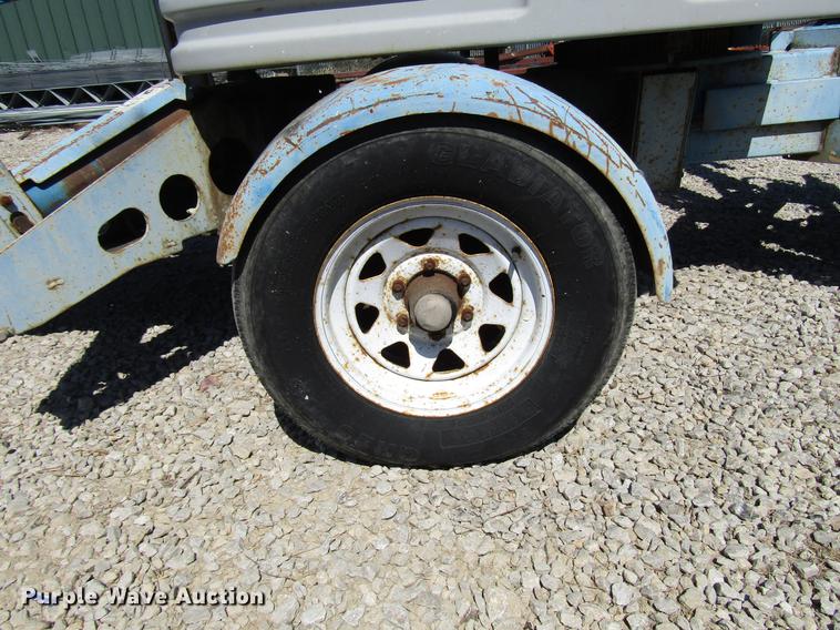 image for item DF7856 2003 Genie TMZ-50/30 boom lift