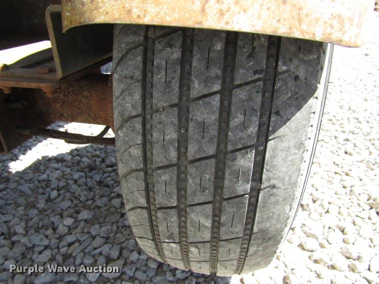 image for item DF7856 2003 Genie TMZ-50/30 boom lift