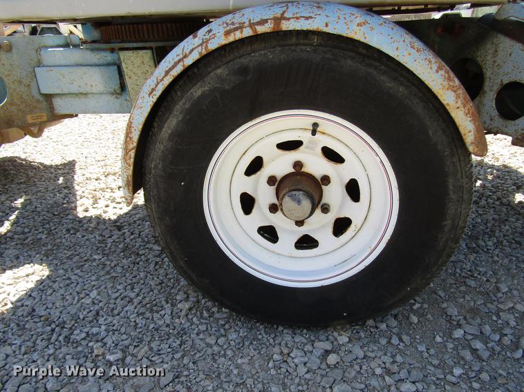 image for item DF7856 2003 Genie TMZ-50/30 boom lift