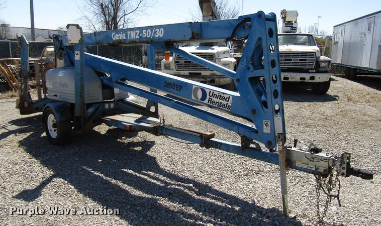 image for item DF7857 2000 Genie TMZ50/30 boom  lift