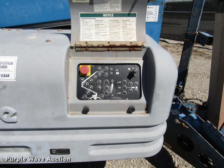 image for item DF7857 2000 Genie TMZ50/30 boom  lift