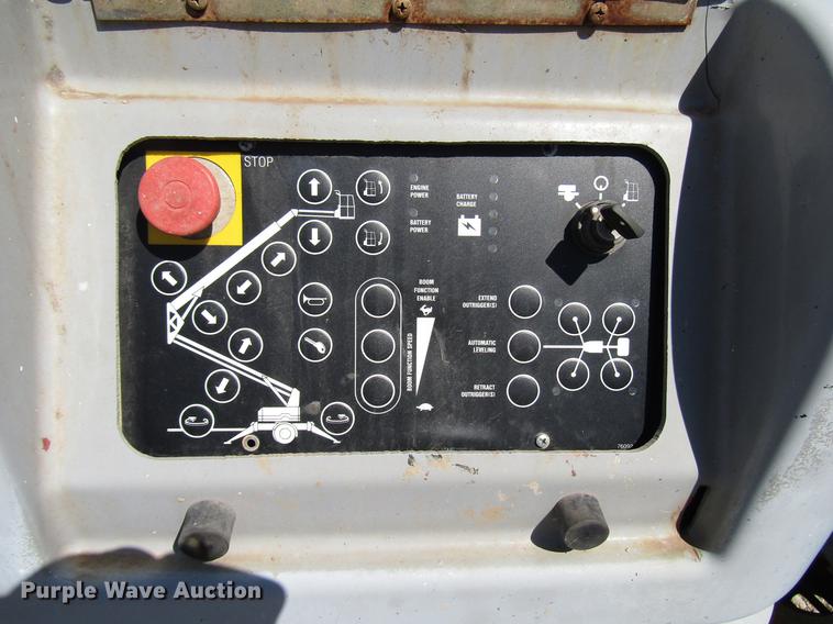 image for item DF7857 2000 Genie TMZ50/30 boom  lift