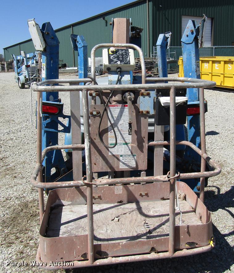 image for item DF7857 2000 Genie TMZ50/30 boom  lift
