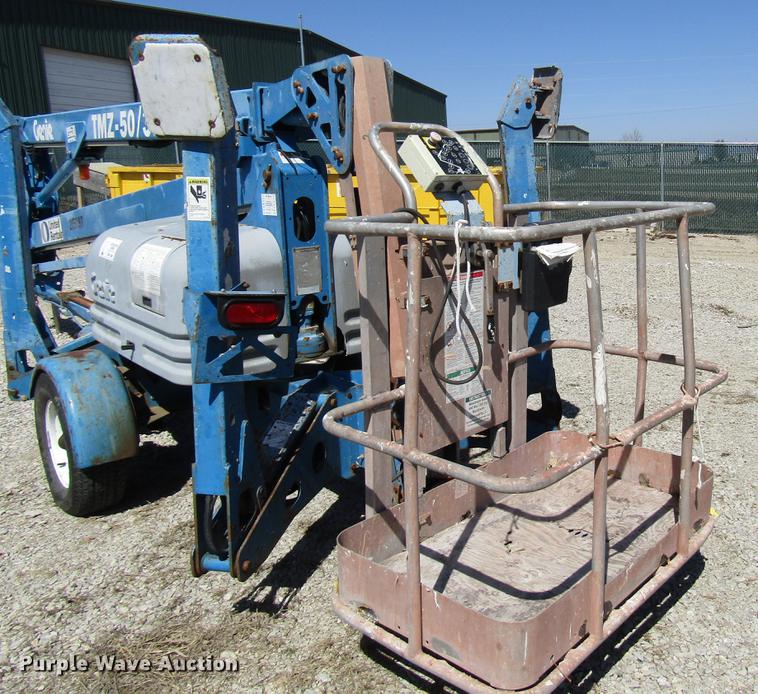 image for item DF7857 2000 Genie TMZ50/30 boom  lift
