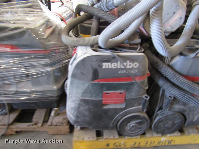 image for item DF7858 (13) vacuums