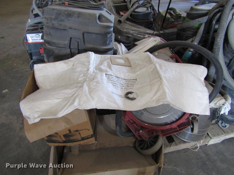 image for item DF7858 (13) vacuums