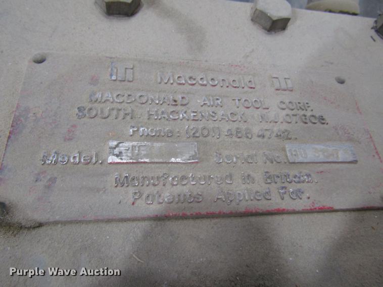 image for item DF7862 (3) concrete grinders