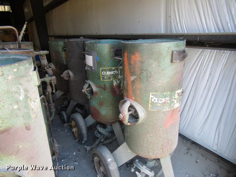 image for item DF7865 (9) sandblasting pots