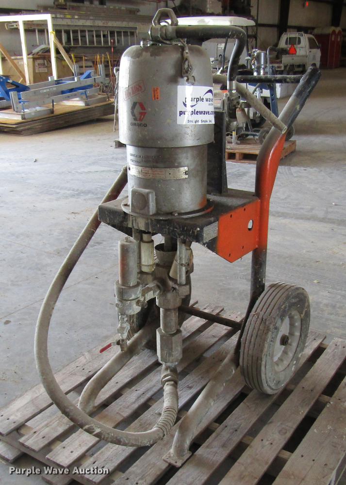 image for item DF7868 Graco 208-356 paint sprayer