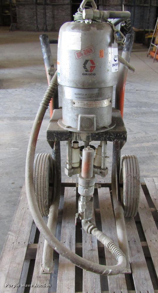 image for item DF7868 Graco 208-356 paint sprayer