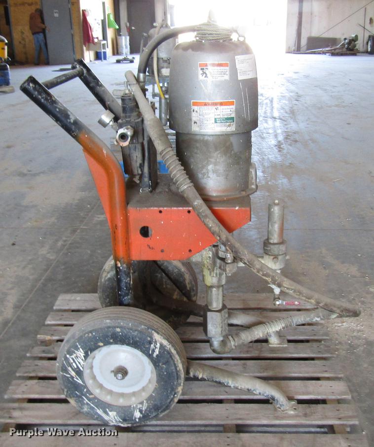 image for item DF7868 Graco 208-356 paint sprayer