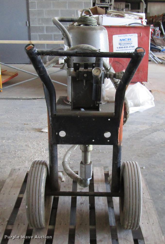 image for item DF7868 Graco 208-356 paint sprayer