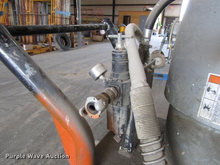 image for item DF7868 Graco 208-356 paint sprayer