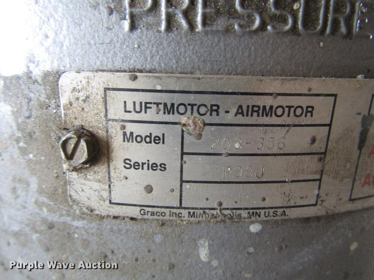 image for item DF7868 Graco 208-356 paint sprayer