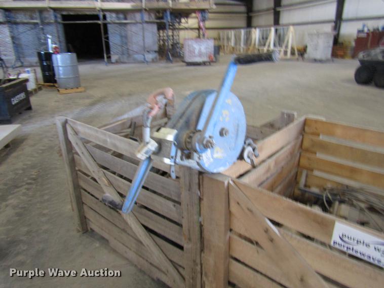 image for item DF7871 (16) winches
