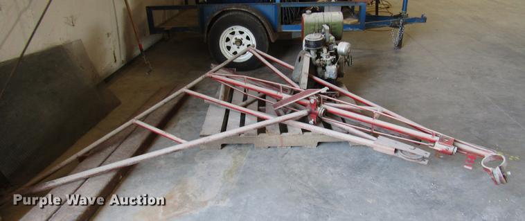 image for item DF7873 Smith 190H roof hoist