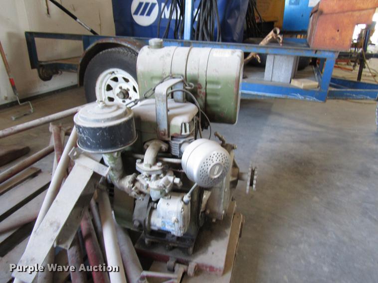 image for item DF7873 Smith 190H roof hoist