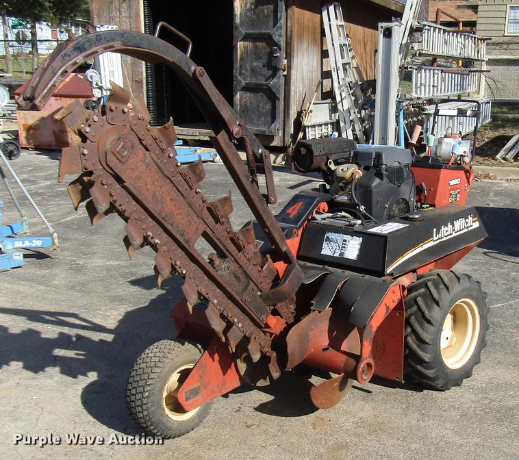 image for item DF7881 2007 Ditch Witch 1820 trencher
