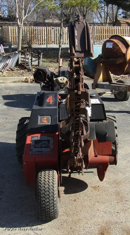 image for item DF7881 2007 Ditch Witch 1820 trencher