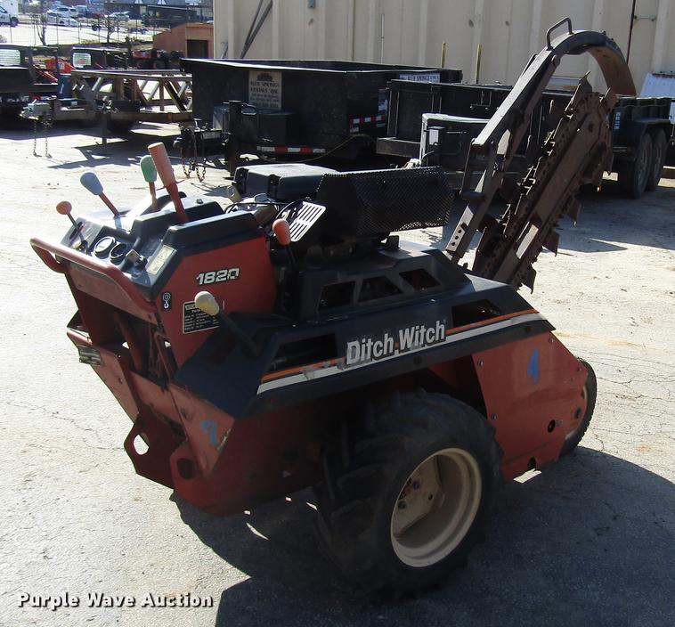 image for item DF7881 2007 Ditch Witch 1820 trencher