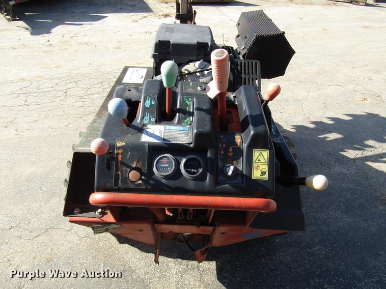 image for item DF7881 2007 Ditch Witch 1820 trencher