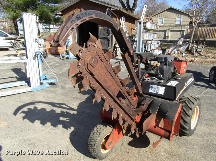 image for item DF7881 2007 Ditch Witch 1820 trencher
