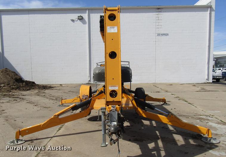 image for item DF7885 2013 Biljax 4527A boom lift