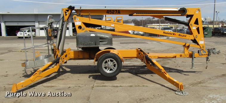 image for item DF7885 2013 Biljax 4527A boom lift