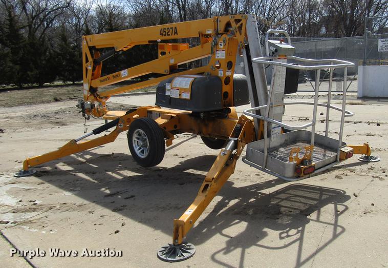 image for item DF7885 2013 Biljax 4527A boom lift