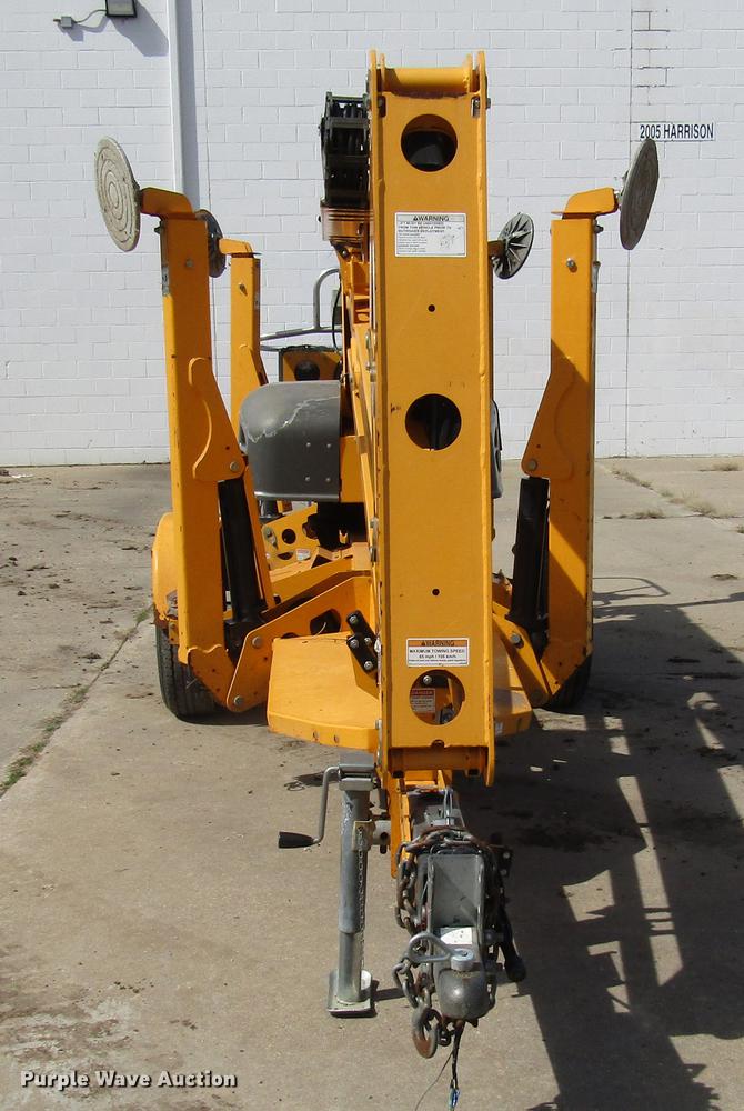 image for item DF7885 2013 Biljax 4527A boom lift