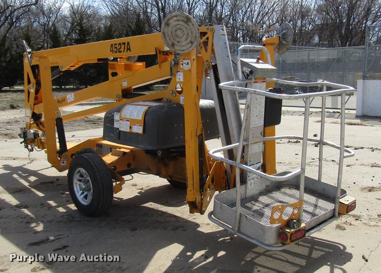 image for item DF7885 2013 Biljax 4527A boom lift