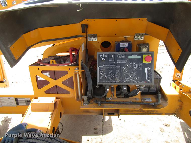 image for item DF7885 2013 Biljax 4527A boom lift