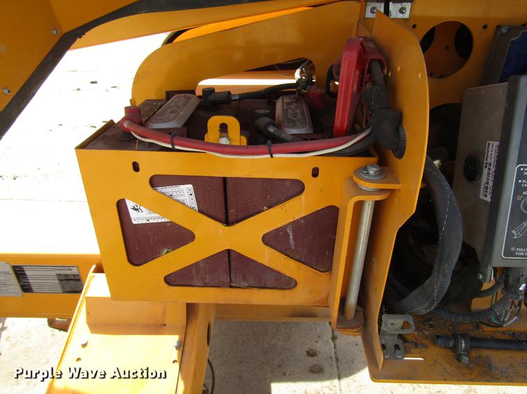 image for item DF7885 2013 Biljax 4527A boom lift