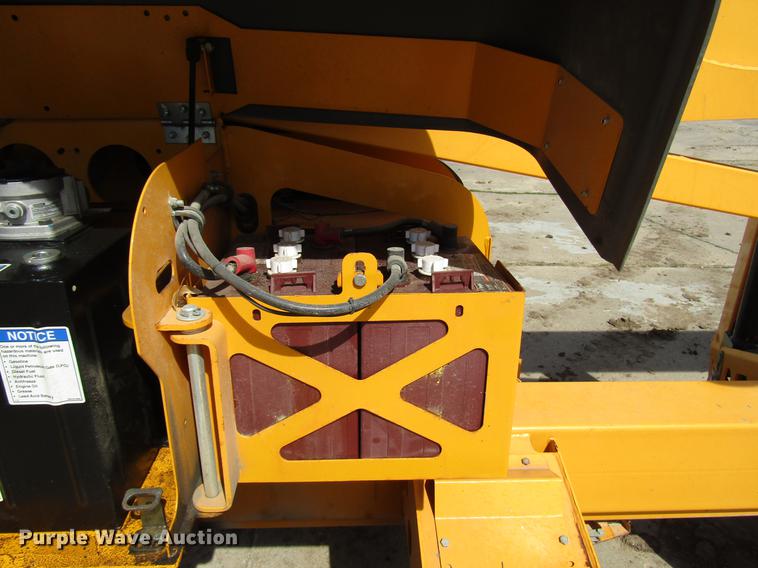 image for item DF7885 2013 Biljax 4527A boom lift