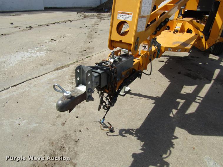 image for item DF7885 2013 Biljax 4527A boom lift