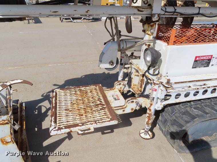 image for item DF7892 Altec DB35 mini digger derrick