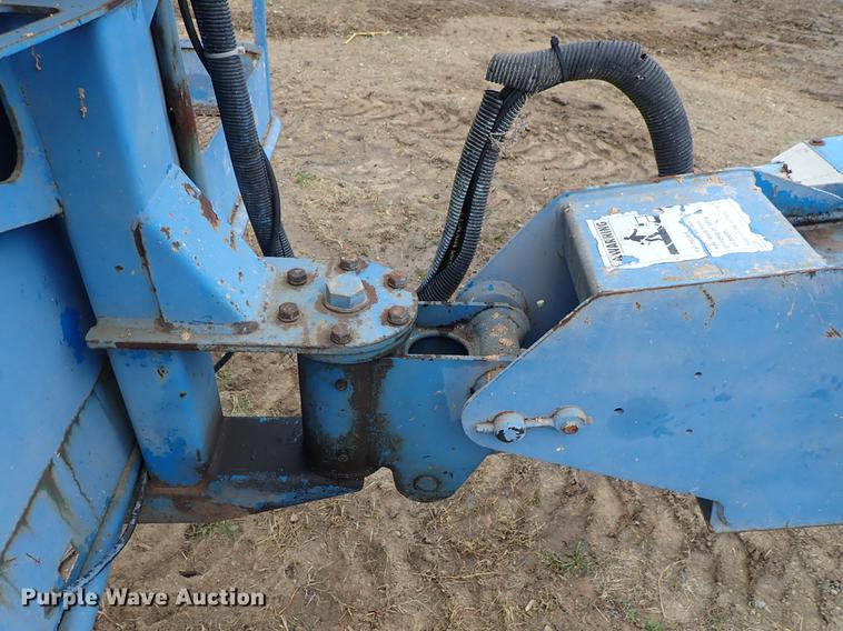 image for item DF8857 2000 Genie S60 boom lift