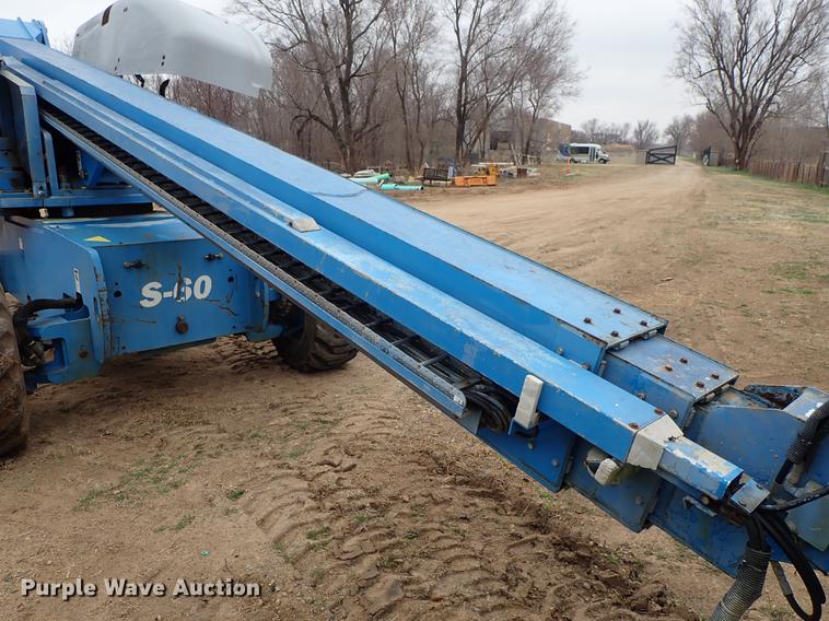 image for item DF8857 2000 Genie S60 boom lift