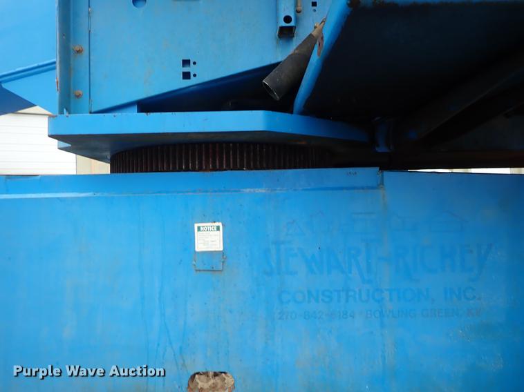 image for item DF8857 2000 Genie S60 boom lift