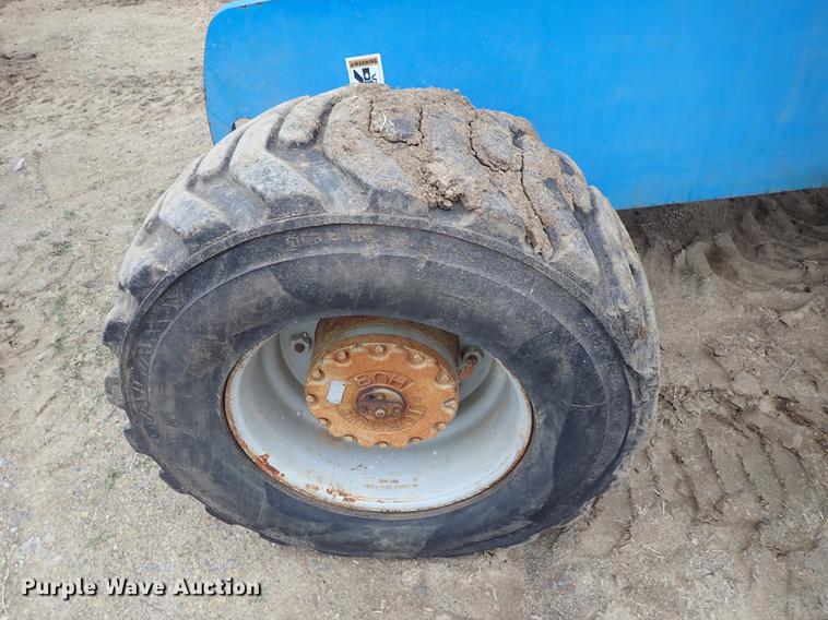 image for item DF8857 2000 Genie S60 boom lift