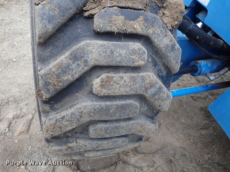 image for item DF8857 2000 Genie S60 boom lift