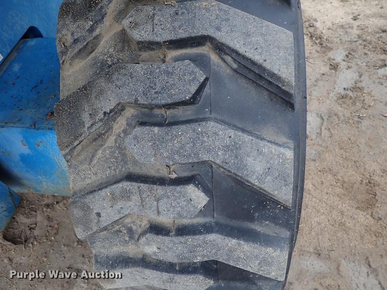 image for item DF8857 2000 Genie S60 boom lift