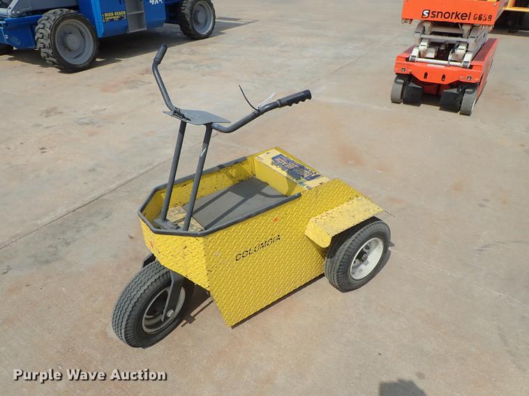 image for item DF8880 Columbia Parcar cart