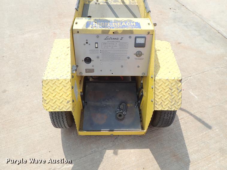 image for item DF8880 Columbia Parcar cart