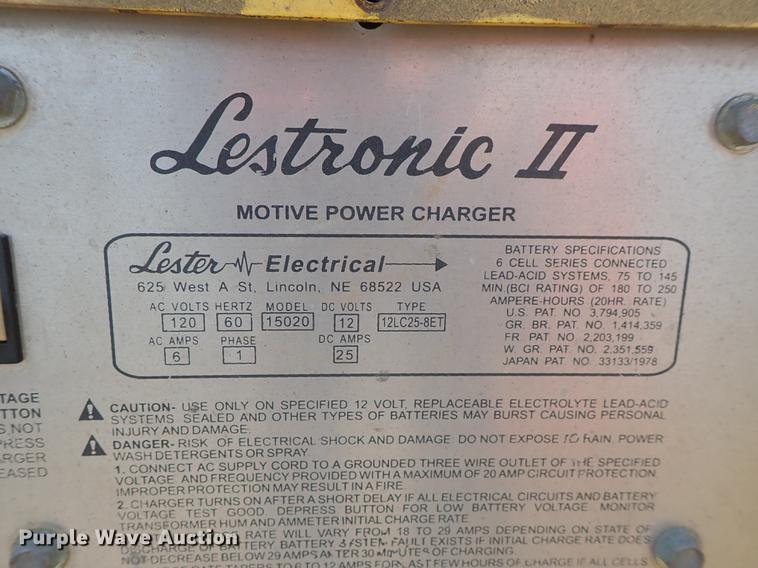 image for item DF8880 Columbia Parcar cart