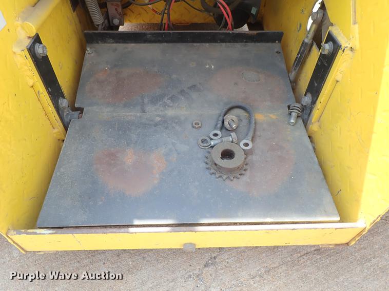 image for item DF8880 Columbia Parcar cart