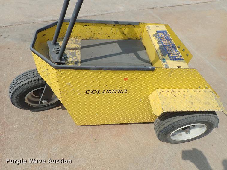 image for item DF8880 Columbia Parcar cart