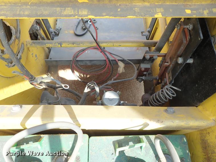 image for item DF8880 Columbia Parcar cart