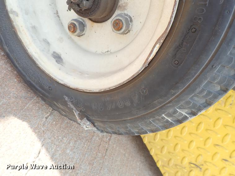 image for item DF8880 Columbia Parcar cart